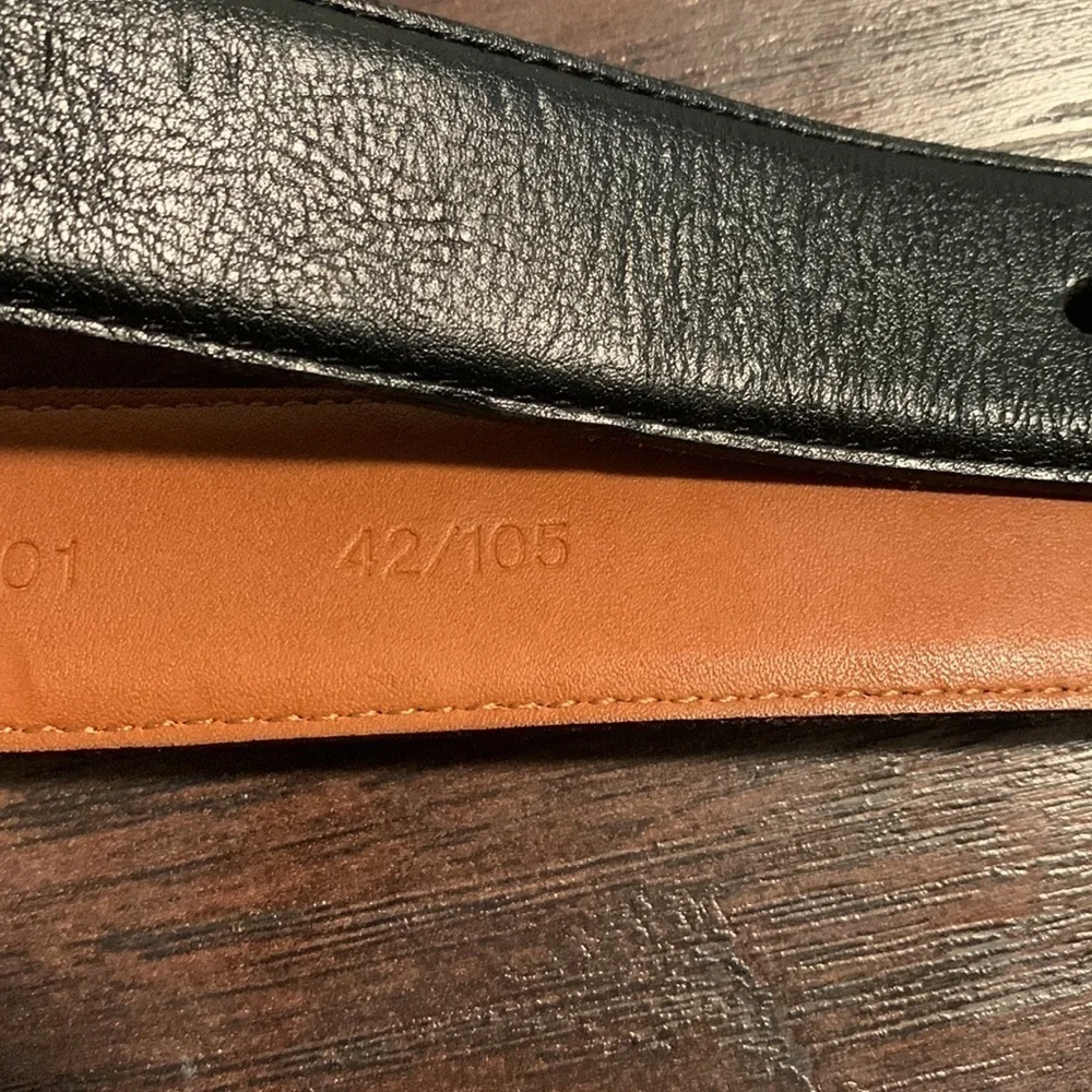 Genuine Leather G.Beene Belt-Casual Dress with Single Prong Buckle, Sz. 42/105.